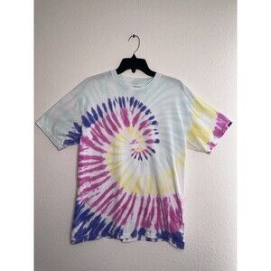 Vans T-shirt Size Medium casual fit Multicolor